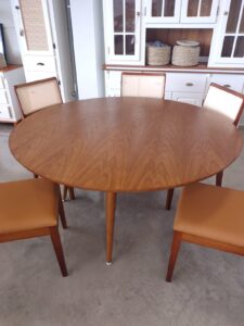 Mesa de Jantar Redonda 2810 04 Pés 150D